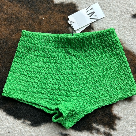 Zara brand new shorts , size Small - Picture 2 of 4